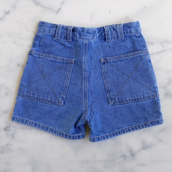 Girl's Denim Shorts with real pockets. - Picture 4 of 4